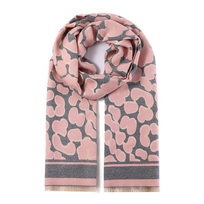 Luxurious Double Sided Jacquard Scarf - Wild Leopard